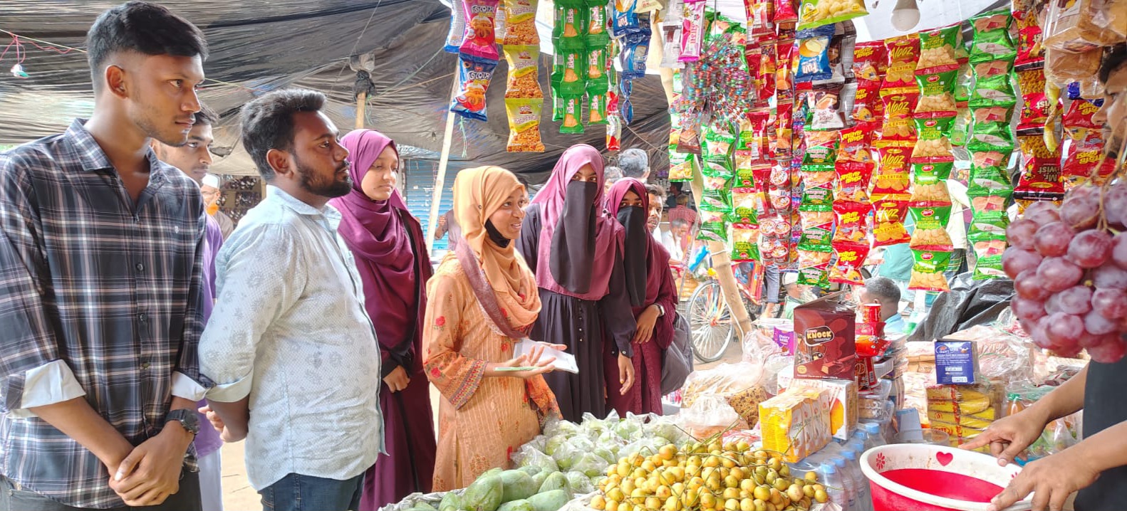 লাগামহীন মূল্য ও অসাধু মজুদদারদের জন্য বিপাকে জামালপুরের জনগণ